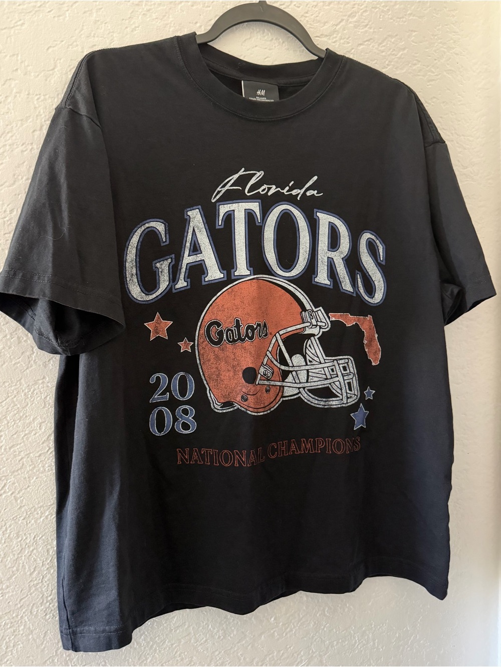 H&M• Graphic Tee